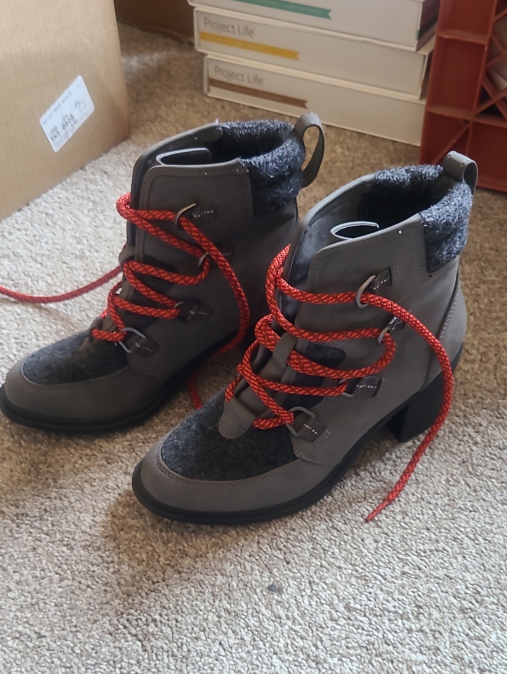 Gray Womens Lace-Up Heeled Ankle Boots with Red Laces